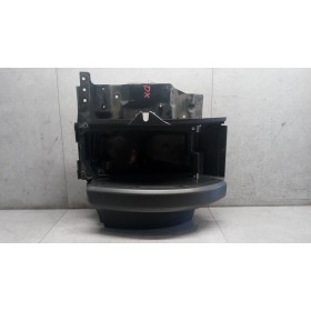 RIGHT HEADLIGHT SEAT SCANIA...