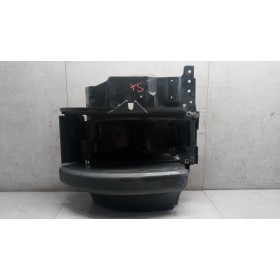 LEFT HEADLIGHT SEAT SCANIA...