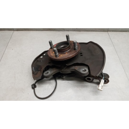 MONTANTE COMPLETO DESTRO TOYOTA Yaris 2005>2008 usato