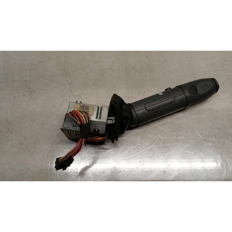 IVECO INTERRUTTORI E PULSANTI ABITACOLO IVECO Stralis 2007>2013 usato