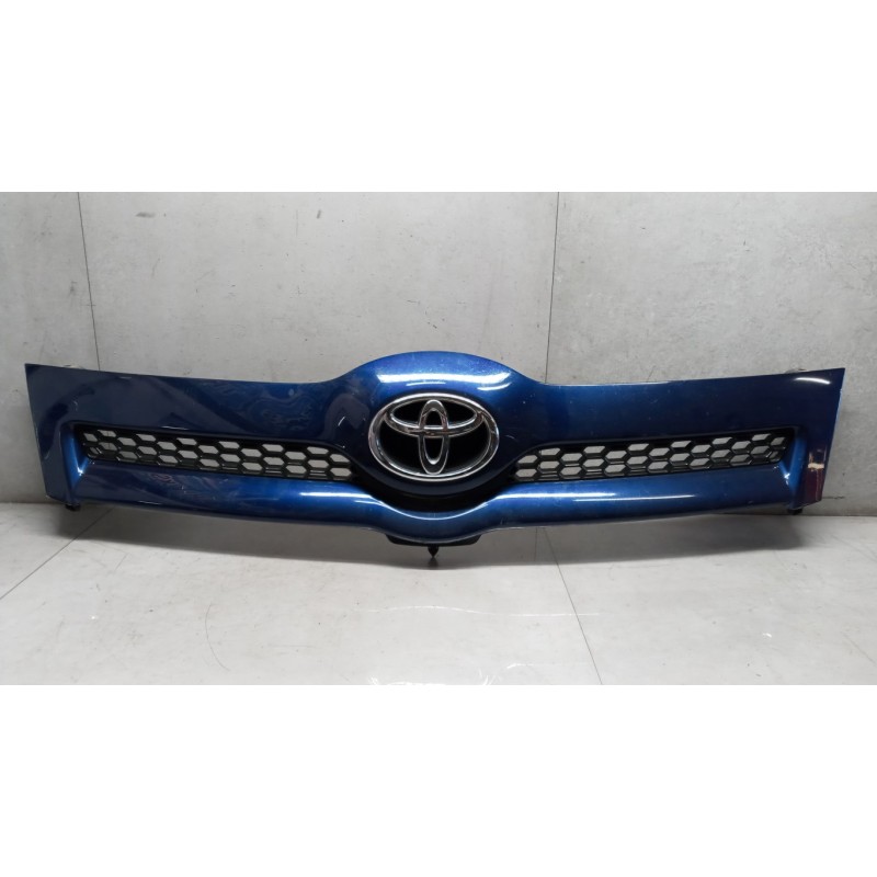 TOYOTA MASCHERINE TOYOTA Corolla Verso 2004>2009 usato