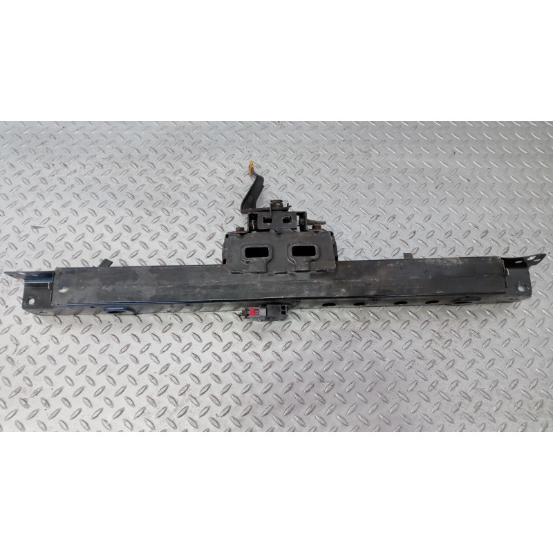 OPEL RIVESTIMENTO SUPERIORE ANTERIORE OPEL Zafira C 2011>2016 usato