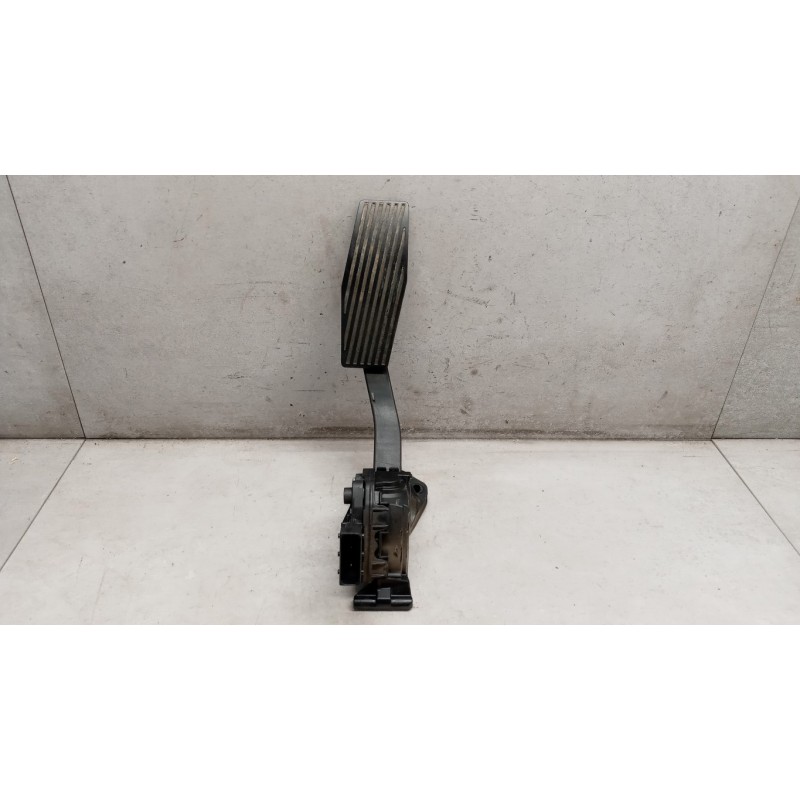 OPEL ELETRONIC THROTTLE PEDAL  OPEL Zafira C 2011>2016 used