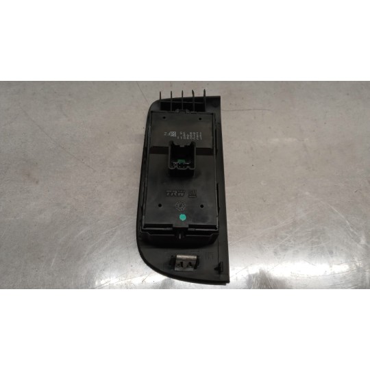 INTERRUTTORI E PULSANTI ALZAVETRI OPEL Zafira C 2011>2016 usato