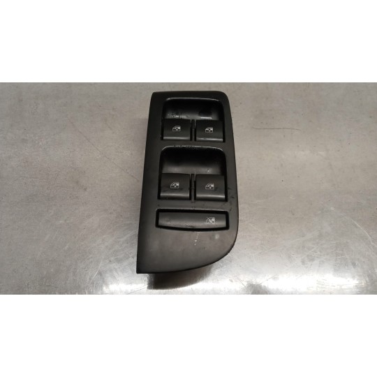 INTERRUTTORI E PULSANTI ALZAVETRI OPEL Zafira C 2011>2016 usato