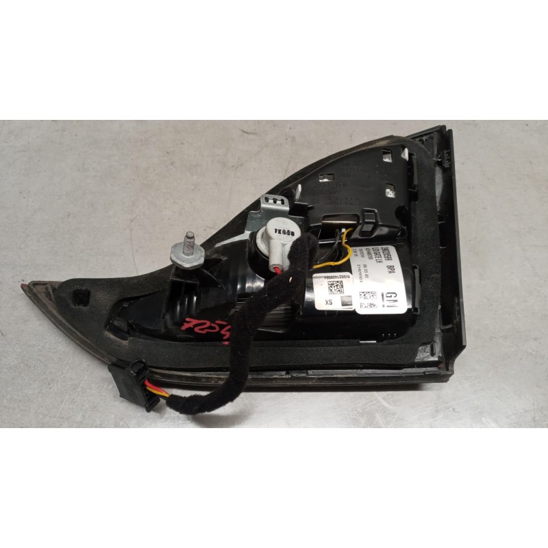 OPEL FARO POST INTERNO LED SINISTRO OPEL Zafira C 2011>2016 usato