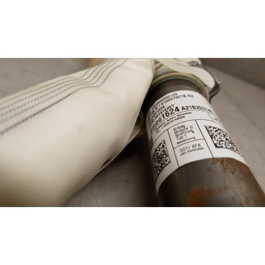 AIR BAG TETTO DESTRO OPEL Zafira C 2011>2016 usato