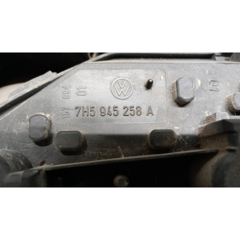 VOLKSWAGEN van RIGHT REAR LIGHT VOLKSWAGEN van Trasporter T5 2009>2015 used