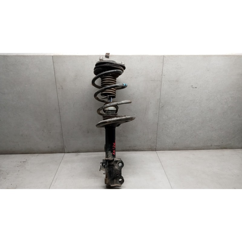 TOYOTA AMMORTIZZATORE ANTERIORE DESTRO TOYOTA Rav 4 2010>2013 usato