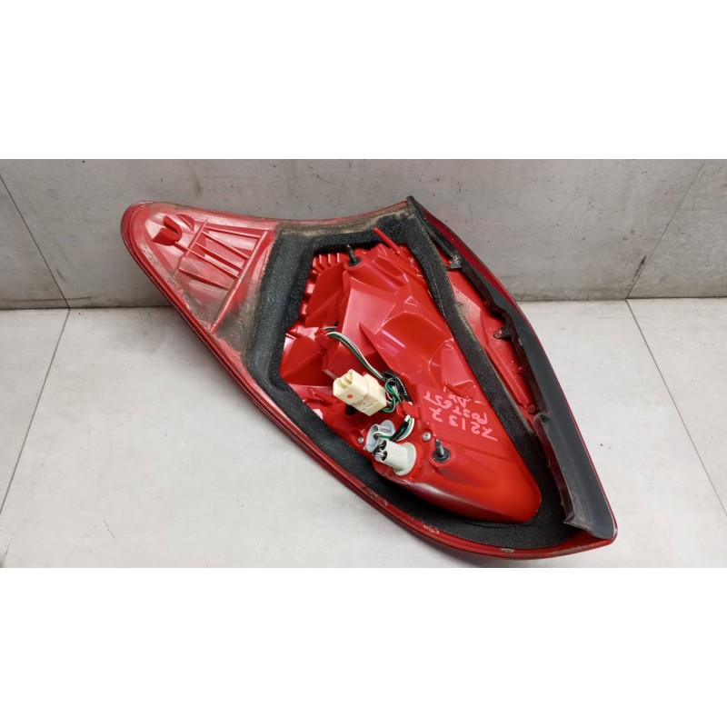 TOYOTA FARO POST ESTERNO LED DESTRO TOYOTA Rav 4 2010>2013 usato