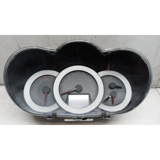 QUADRO STRUMENTI TOYOTA Rav 4 2010>2013 usato