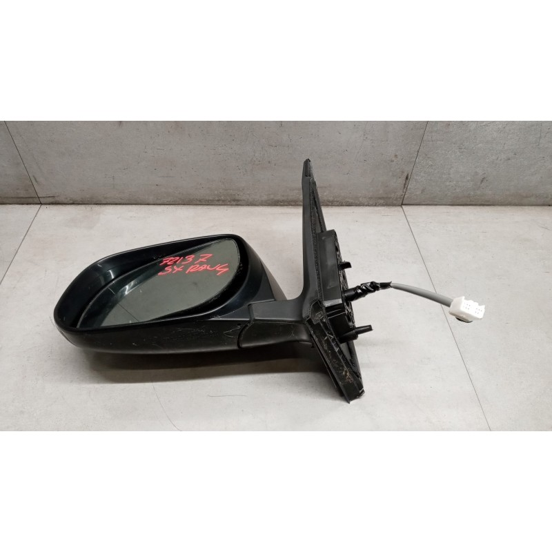 TOYOTA LEFT ELETRIC REAR-VIEW MIRROR  TOYOTA Rav 4 2010>2013 used