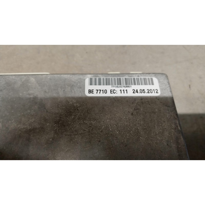 TOYOTA CENTRALINE VARIE B TOYOTA Rav 4 2010>2013 usato