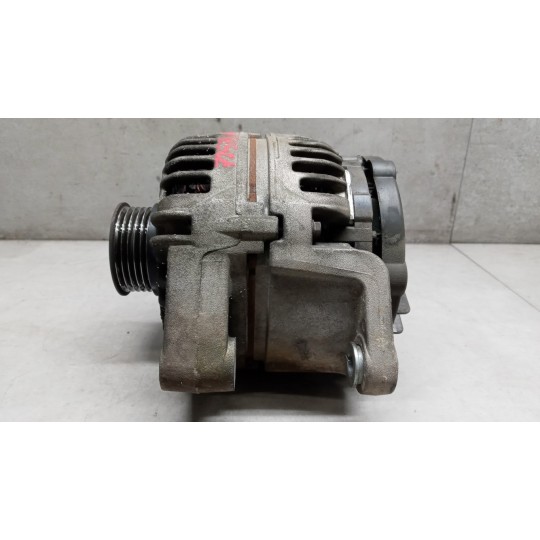 ALTERNATORE OPEL Zafira B 2005>2008 usato