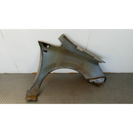 PARAFANGO ANTERIORE SINISTRO OPEL Zafira B 2005>2008 usato