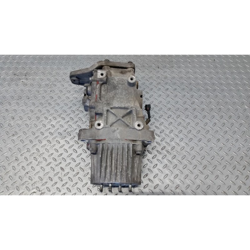 TOYOTA GRUPPO DIFFERENZIALE POSTERIORE TOYOTA Rav 4 2010>2013 usato