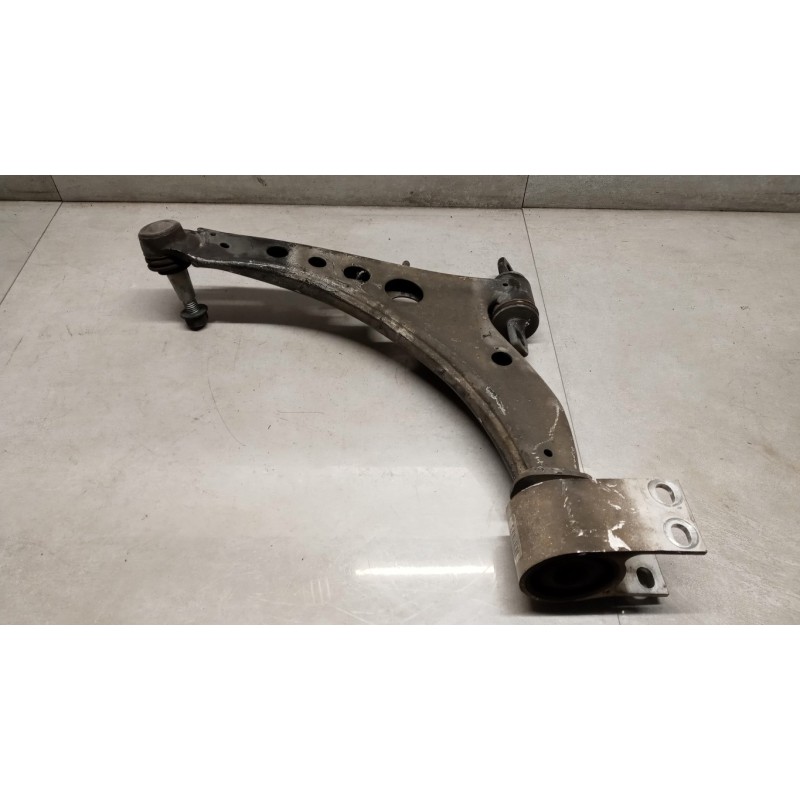 OPEL CONTROL ARM FRONT LOWER RIGHT  OPEL Insignia 2017> used