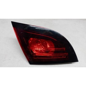 LEFT REAR LEF LIGHT ON BACK...