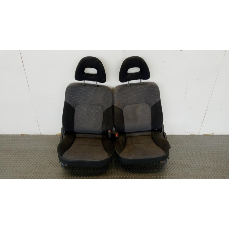 MITSUBISHI KIT SEATS  MITSUBISHI L200 2001>2002 used