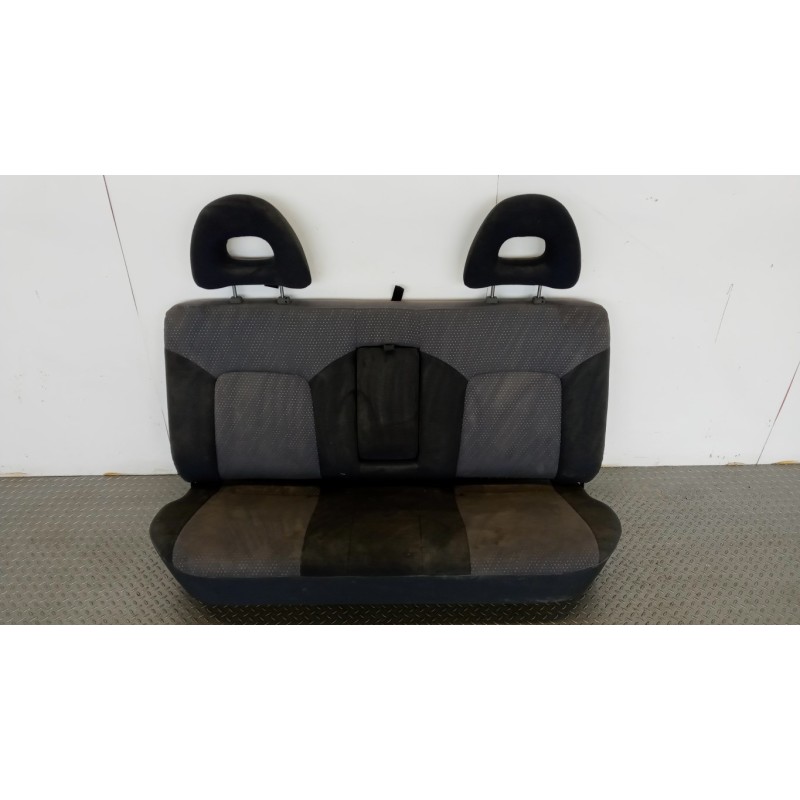 MITSUBISHI KIT SELLERIA MITSUBISHI L200 2001>2002 usato