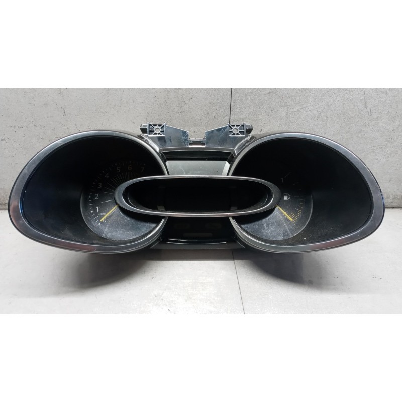 RENAULT INSTRUMENT PANEL RENAULT Clio 2012>2016 used