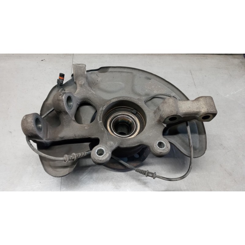 MERCEDES-BENZ MONTANTE COMPLETO DESTRO MERCEDES-BENZ Classe E (W/S212) 2009>2012 usato