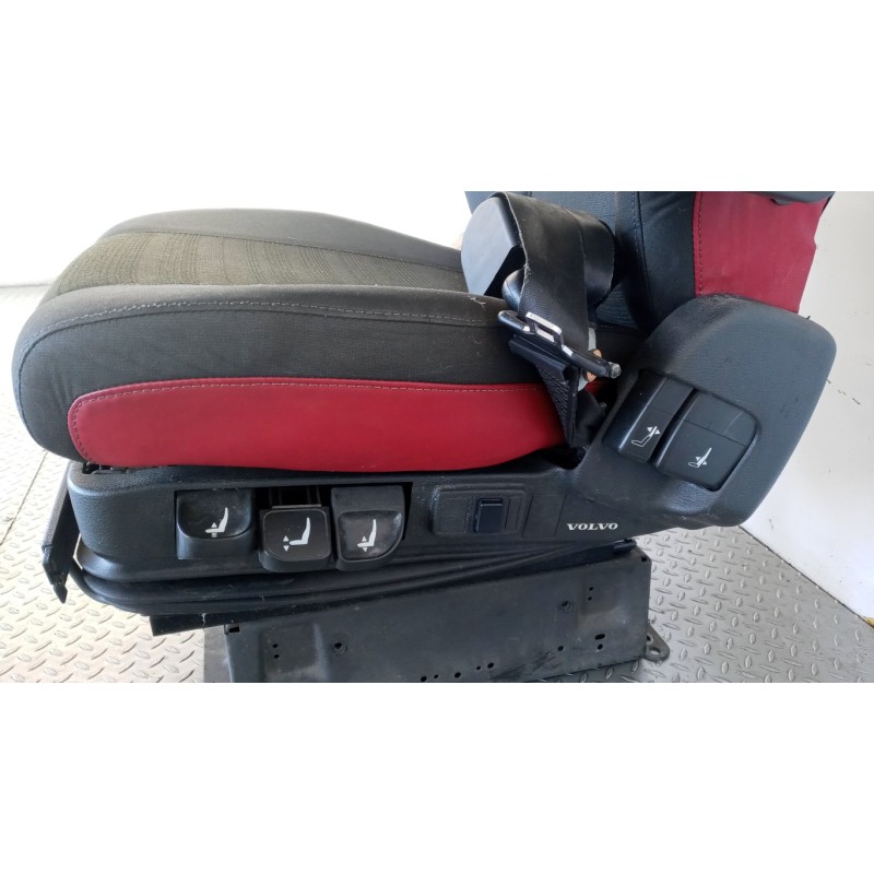 VOLVO truck SEDILI ANTERIORI VOLVO truck FH euro 6 usato