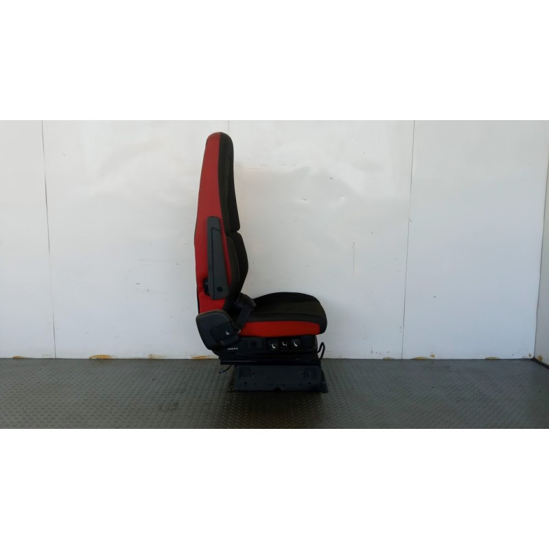 VOLVO truck SEDILI ANTERIORI VOLVO truck FH euro 6 usato