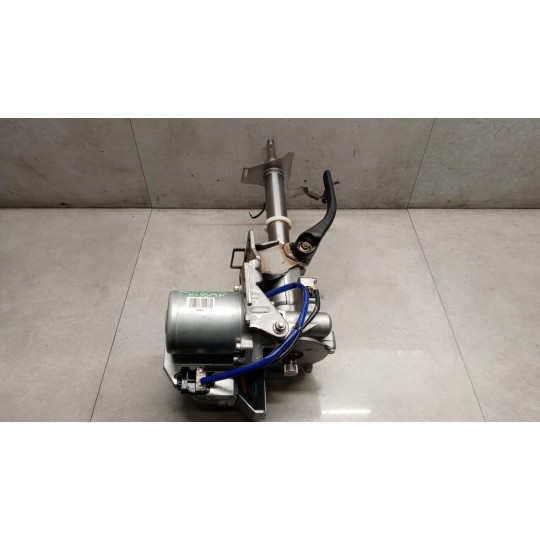 PIANTONE STERZO NISSAN Qashqai+2 2008>2010 usato