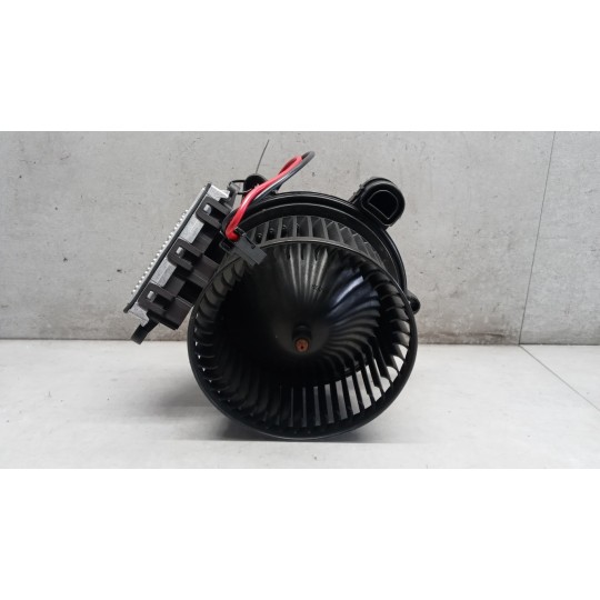 MOTORINO VENTILAZIONE INTERNA MERCEDES-BENZ Classe A (W177) 2018> usato