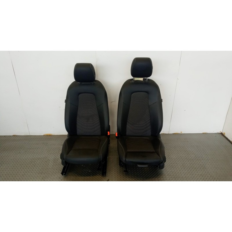 MERCEDES-BENZ KIT SELLERIA MERCEDES-BENZ Classe A (W177) 2018> usato