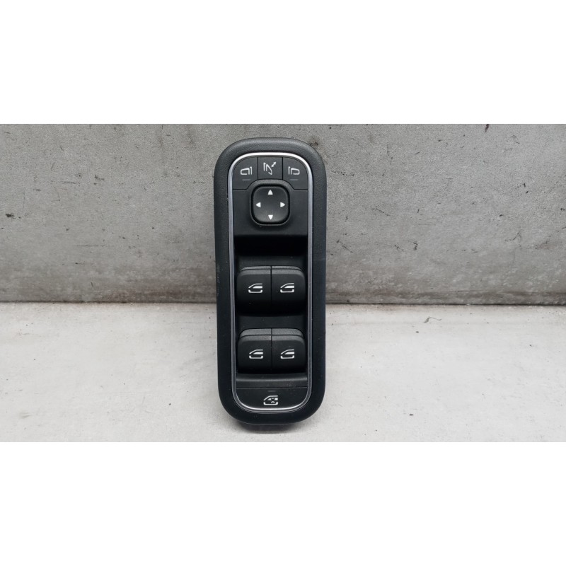 MERCEDES-BENZ INTERRUTTORI E PULSANTI ALZAVETRI MERCEDES-BENZ Classe A (W177) 2018> usato
