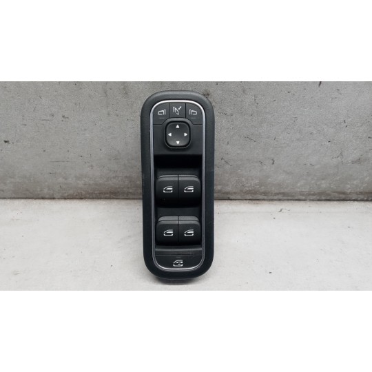 INTERRUTTORI E PULSANTI ALZAVETRI MERCEDES-BENZ Classe A (W177) 2018> usato