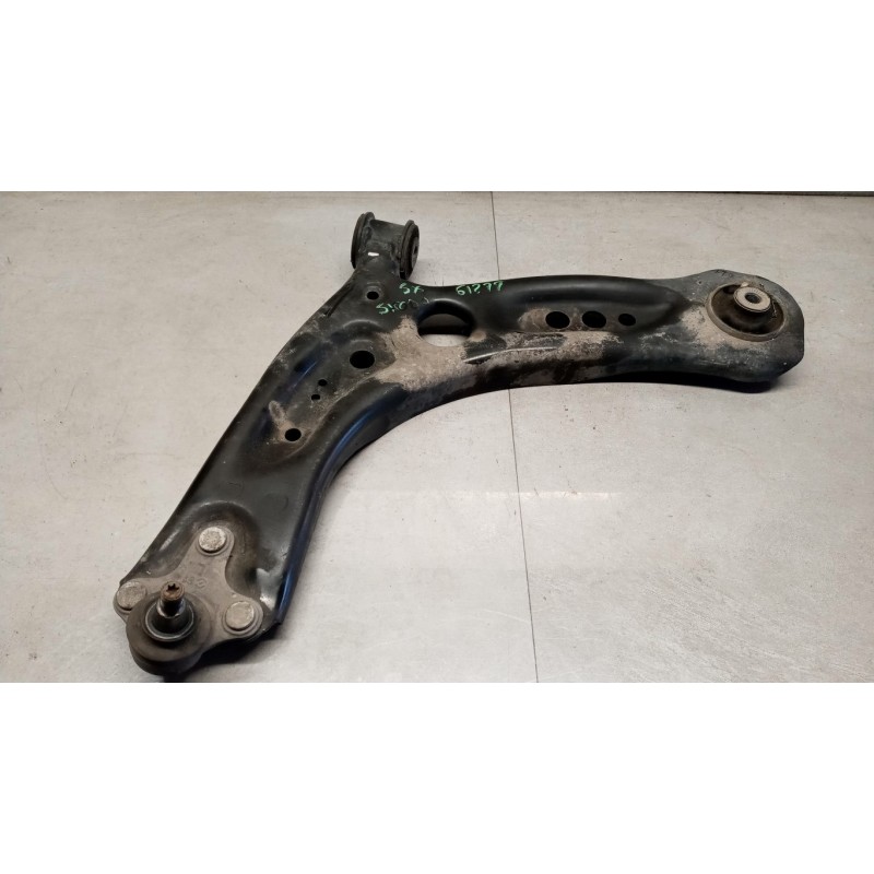 SKODA CONTROL ARM FRONT LOWER LEFT  SKODA Octavia 2013> used