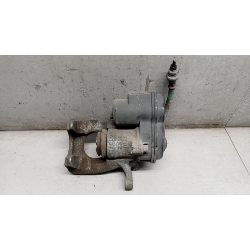 NISSAN RIGHT REAR CALIPER BRAKE  NISSAN Qashqai 2014>2017 used