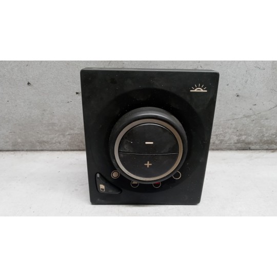 INTERRUTTORI E PULSANTI ABITACOLO VOLVO truck FH euro 6 usato