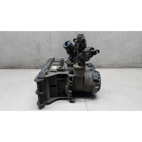 VARIE FRENI 2 VOLVO truck FH euro 6 usato