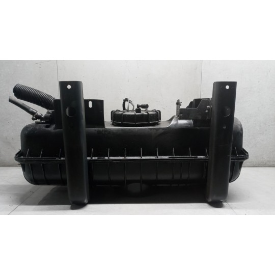 SERBATOIO ADBLUE IVECO Daily 2014> usato