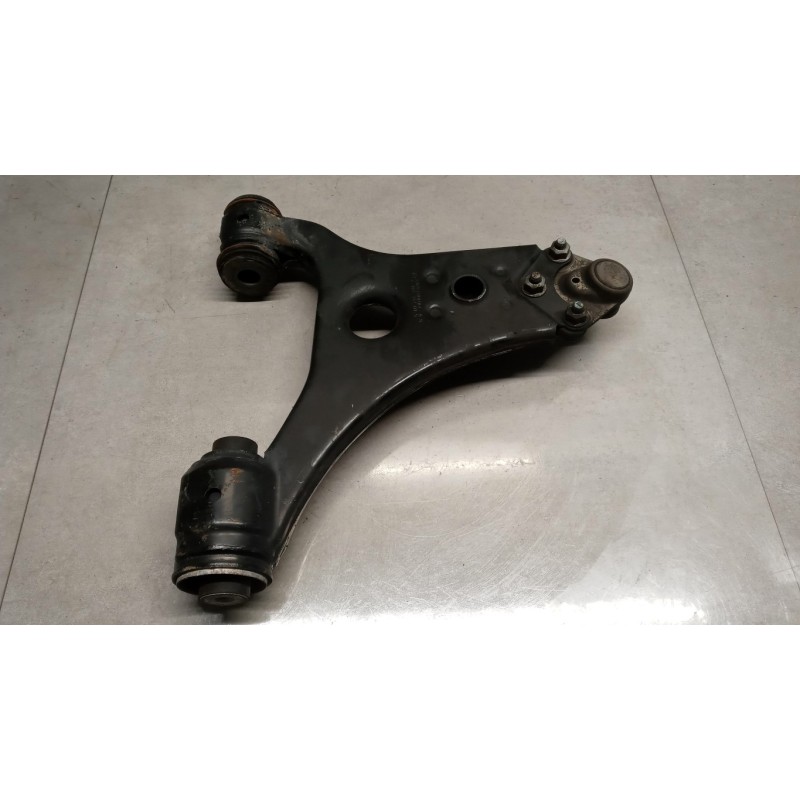 MERCEDES-BENZ CONTROL ARM FRONT LOWER RIGHT  MERCEDES-BENZ Classe A (W169) 2004>2008 used
