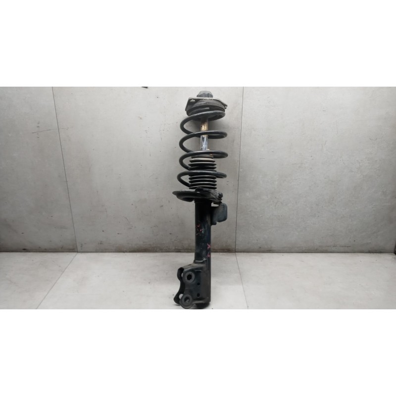 MERCEDES-BENZ RIGHT FRONT SHOCK ASSORBER MERCEDES-BENZ Classe A (W169) 2004>2008 used