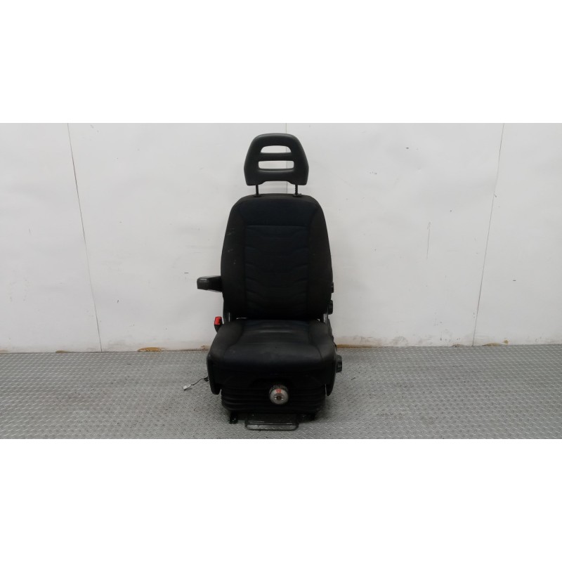 IVECO FRONT SEATS IVECO Daily 2014> used