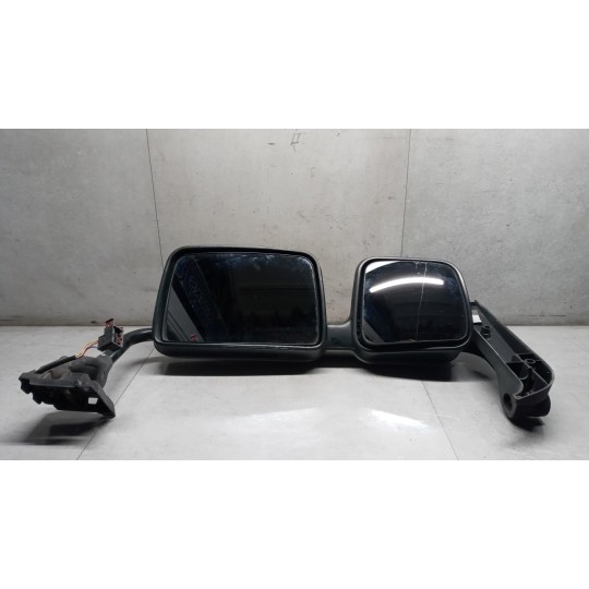 LEFT ELETRIC REAR-VIEW MIRROR  RENAULT truck Premium 2005>2013 used