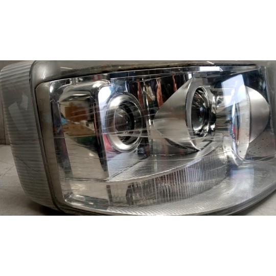 FARO ANTERIORE DESTRO RENAULT truck Premium 2005>2013 usato