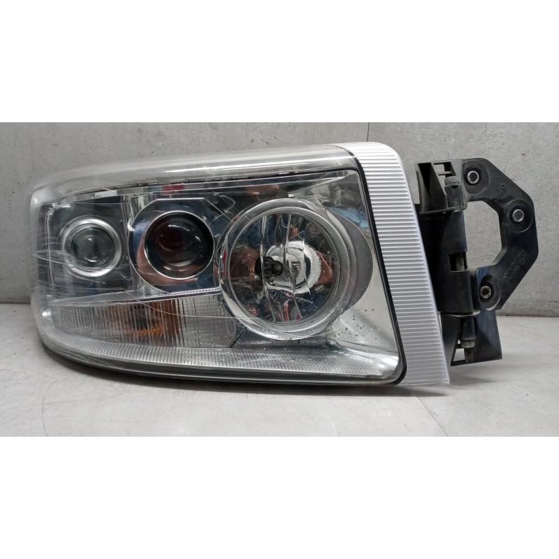 RENAULT truck RIGHT HEADLIGHT RENAULT truck Premium 2005>2013 used