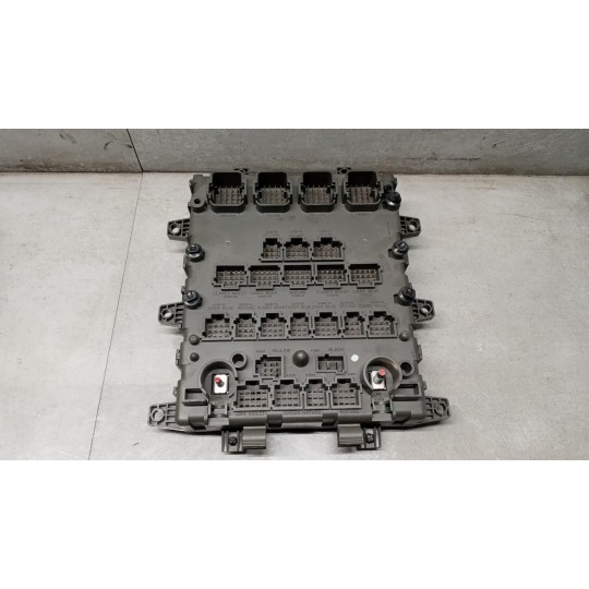 FUSE BOX RENAULT truck Premium 2005>2013 used