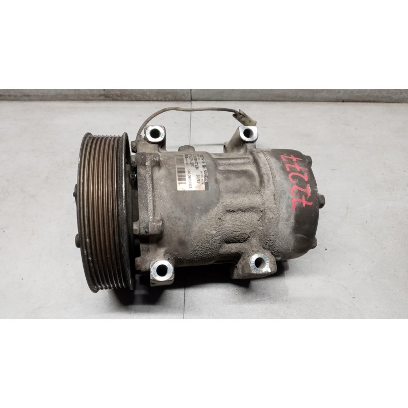 RENAULT truck COMPRESSORE ARIA CONDIZIONATA RENAULT truck Premium 2005>2013 usato