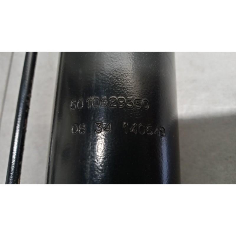 RENAULT truck PISTONE ALZA CABINA RENAULT truck Premium 2005>2013 usato