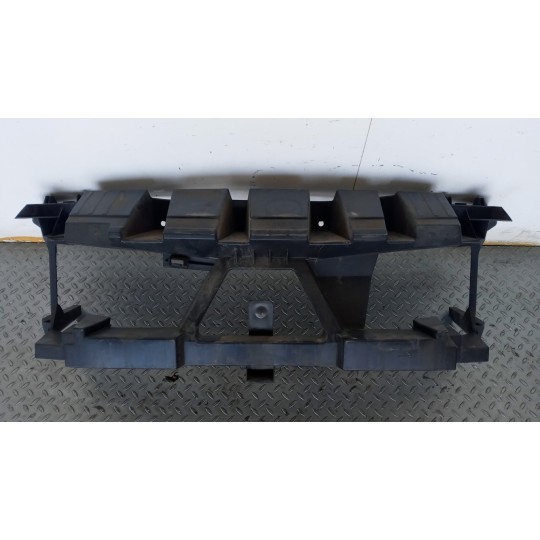 THE TOP FRONT SPOT-FACING  RENAULT Scenic 2006>2009 used