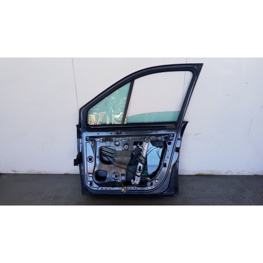 PORTA ANTERIORE DESTRA RENAULT Scenic 2006>2009 usato