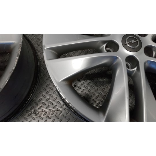 KIT 4 CERCHI IN LEGA OPEL Zafira C 2011>2016 usato